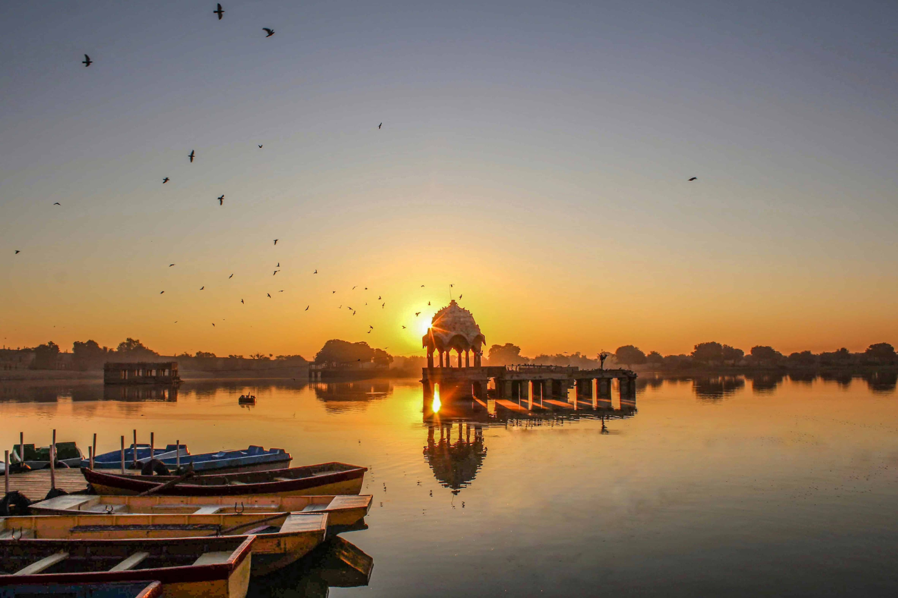 Gadisar Lake2